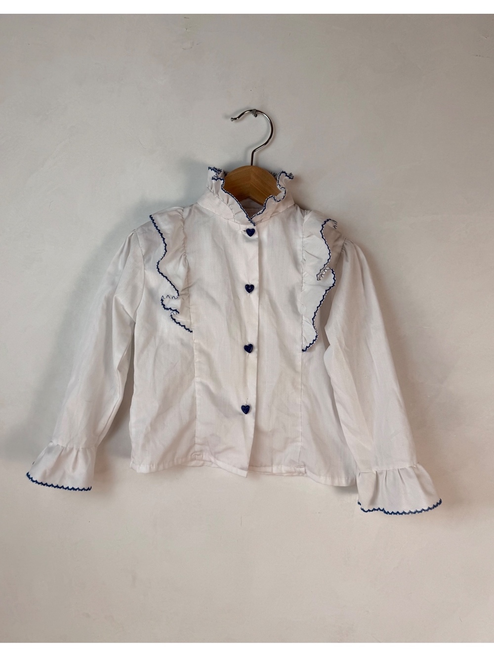 4T Vintage Bonnie Deb Long Sleeve Ruffle Blouse with Blue Heart Buttons for Kids